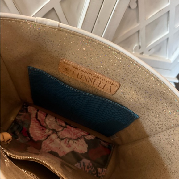 Consuela Mel Tote *Retired* - Picture 7 of 11